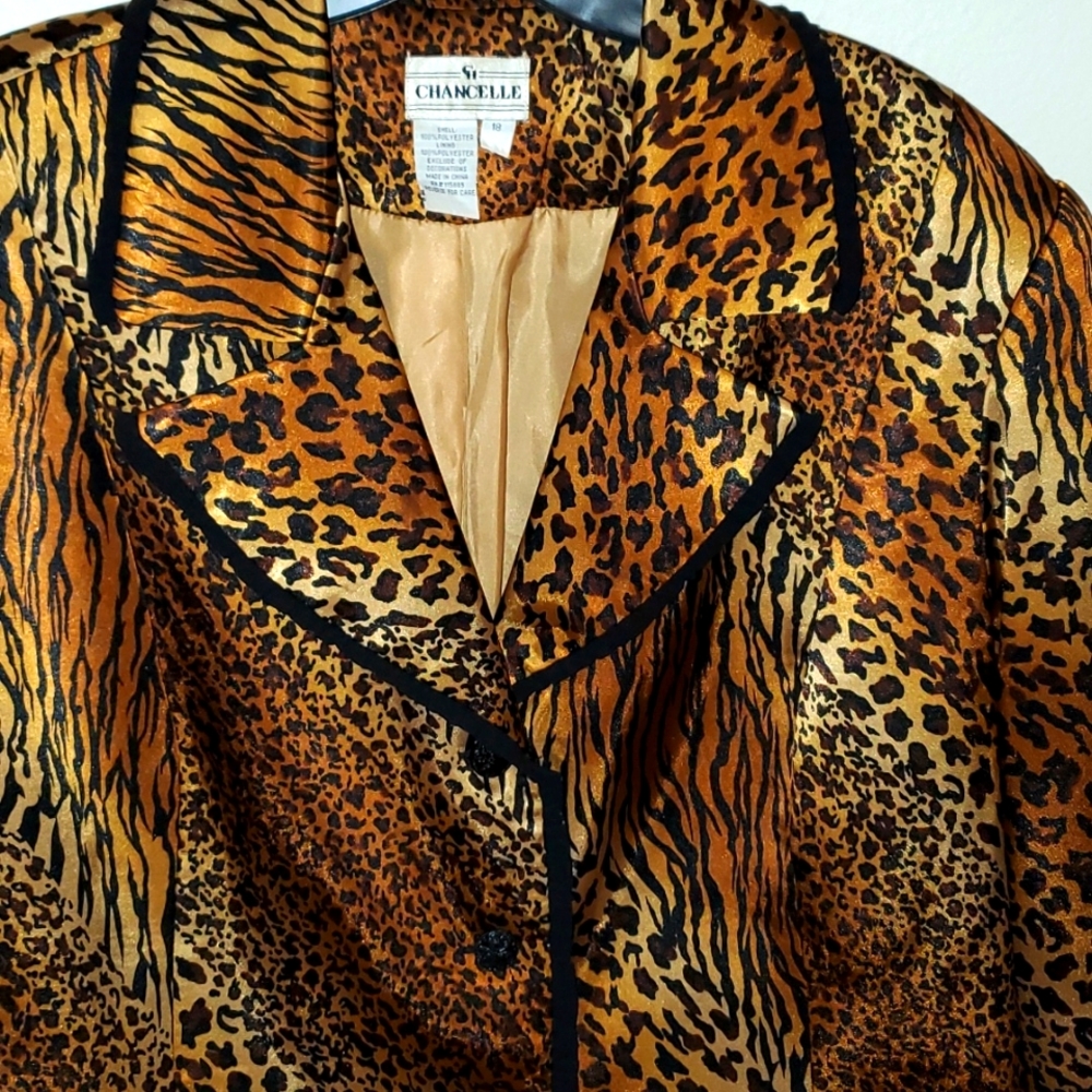 Plus Leopard 🐆 Print  Blazer, size 18